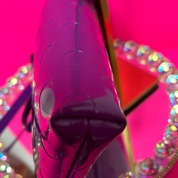 Kate Spade New York Purple Patent Circle-Embossed Shoulder Bag Approx. 9.5 x 5.5 - Picture 12 of 13